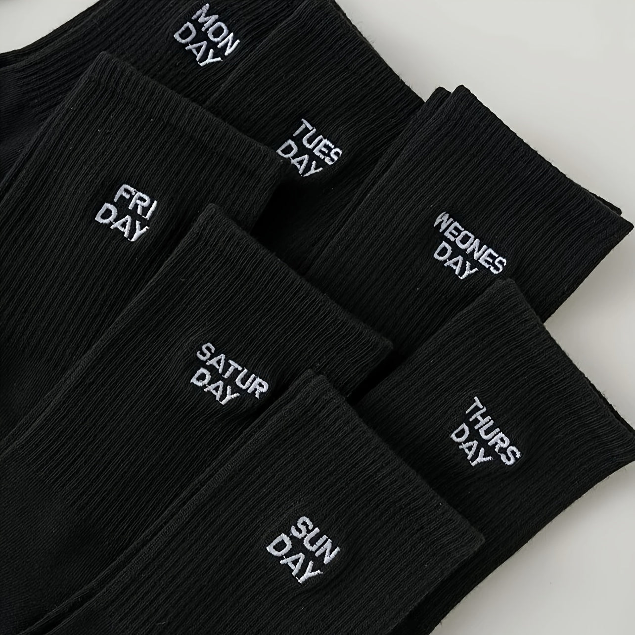 7 Pairs Plus Size Casual Crew Socks Set, Women's./MH