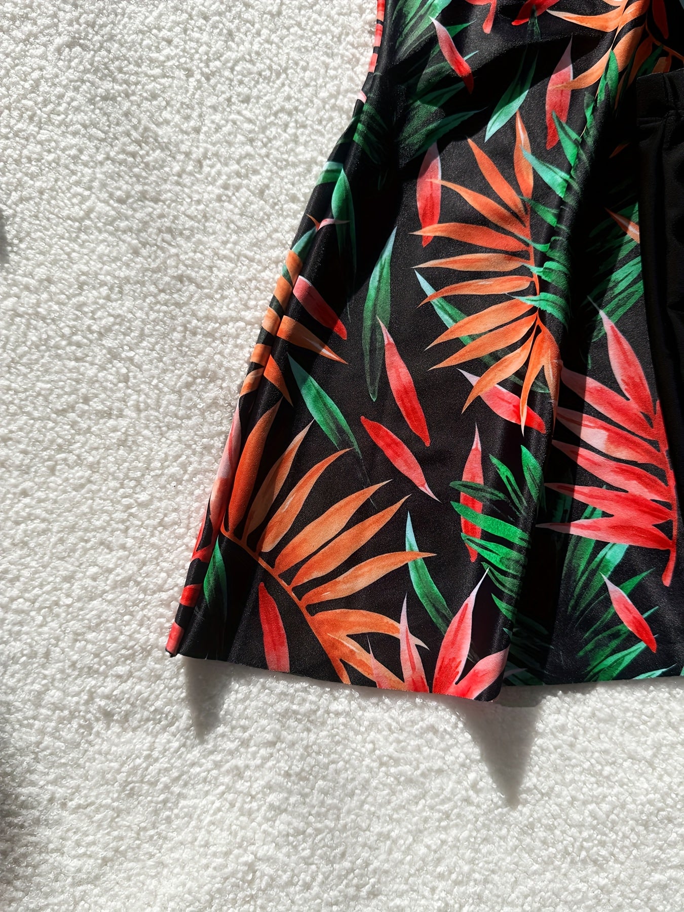 [Printed Tankini Swimsuit] Two-Piece Tankini - /MH