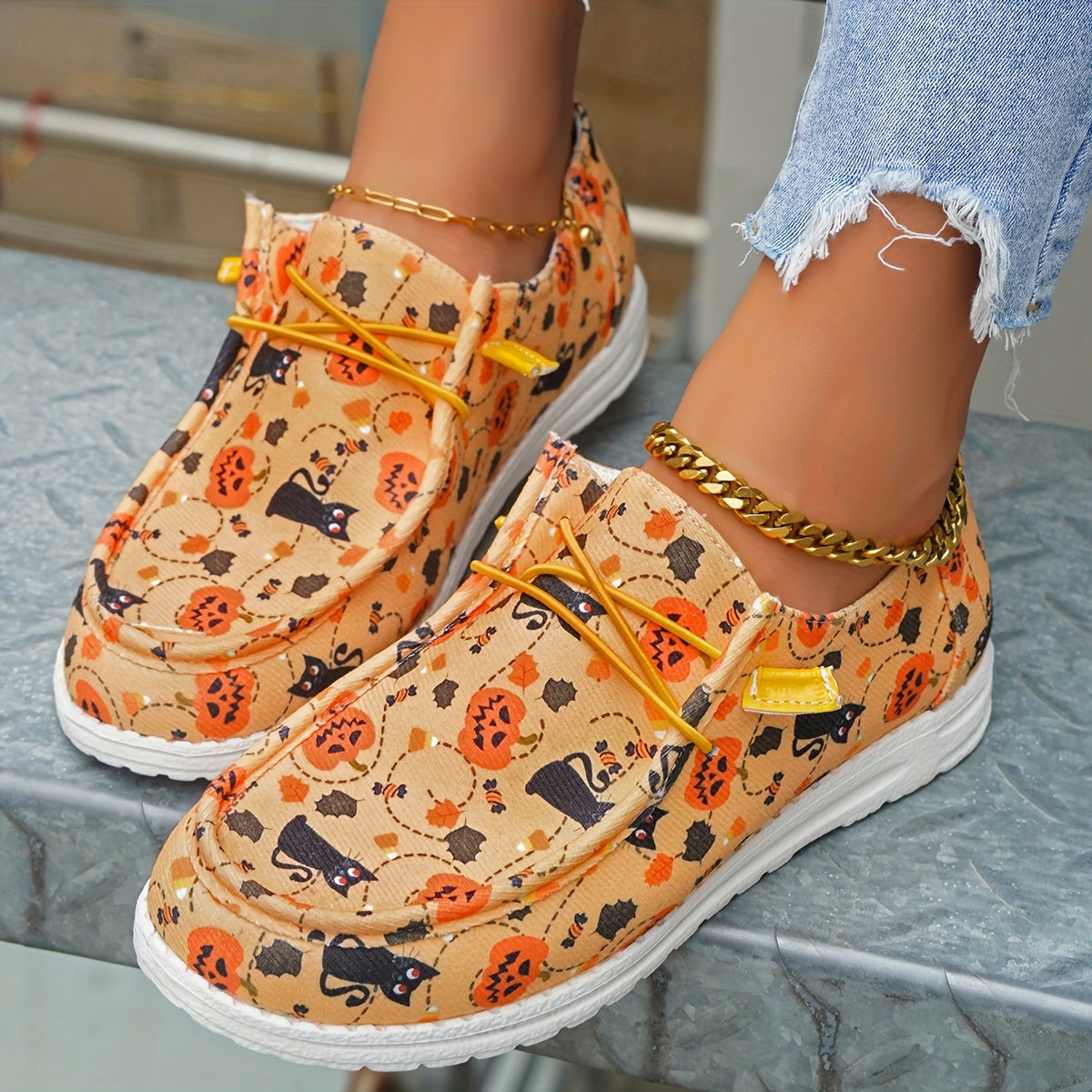 Women's Pumpkin & Cat Print Canvas Shoes,