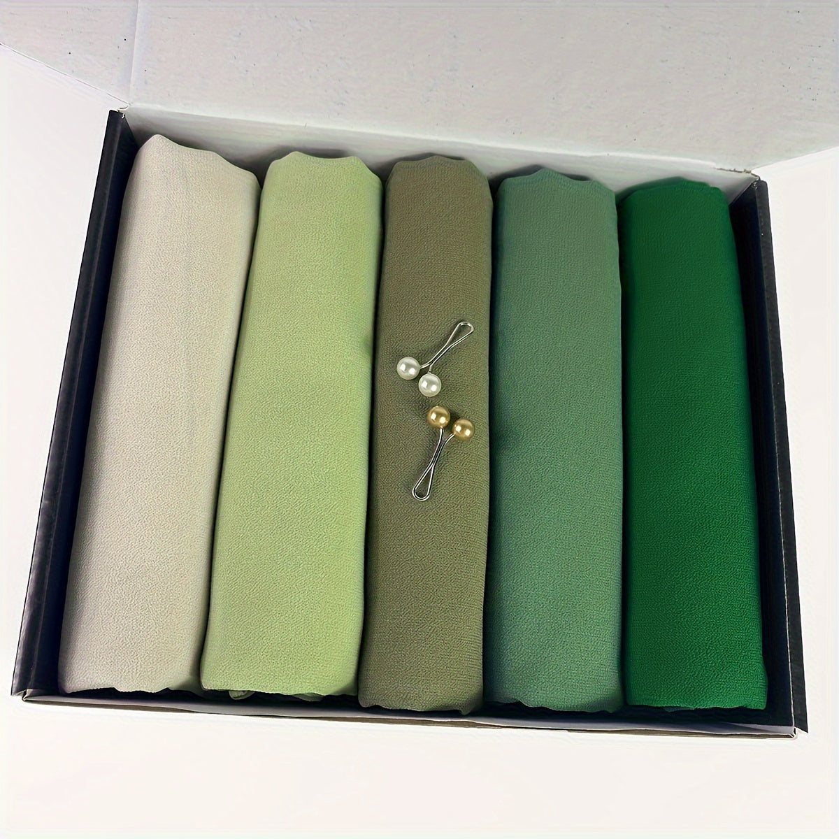 1box Solid Color Chiffon Hijab And Hijab Pins Thin Breathable Sunscreen Scarves'/MH