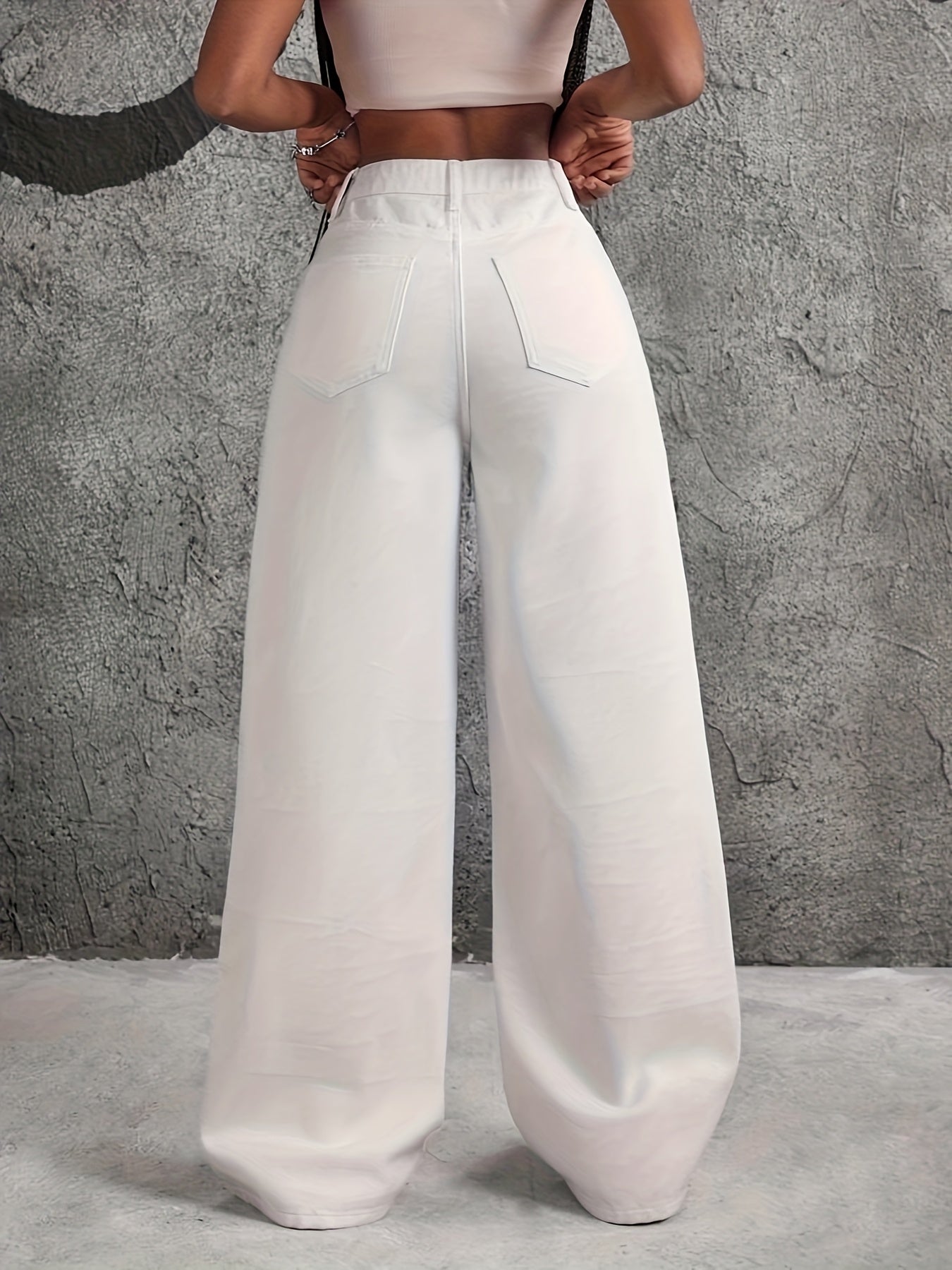 One Pair of Stylish Heart-Printed Women's Straight-Leg Pants