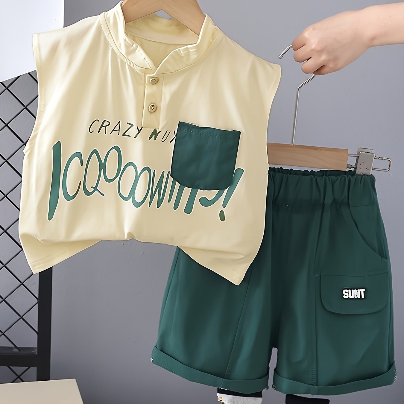 Baby Boys' Summer Sleeveless Letter Print Cotton Top .