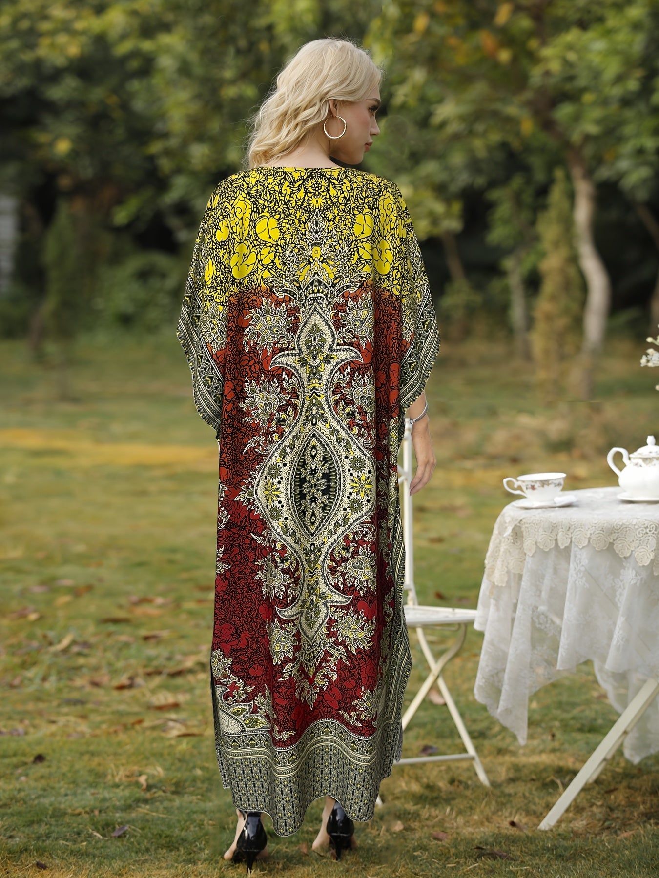 Plus Size, European and American Plus Size Women's Bohemian Vacation Dress ./MH
