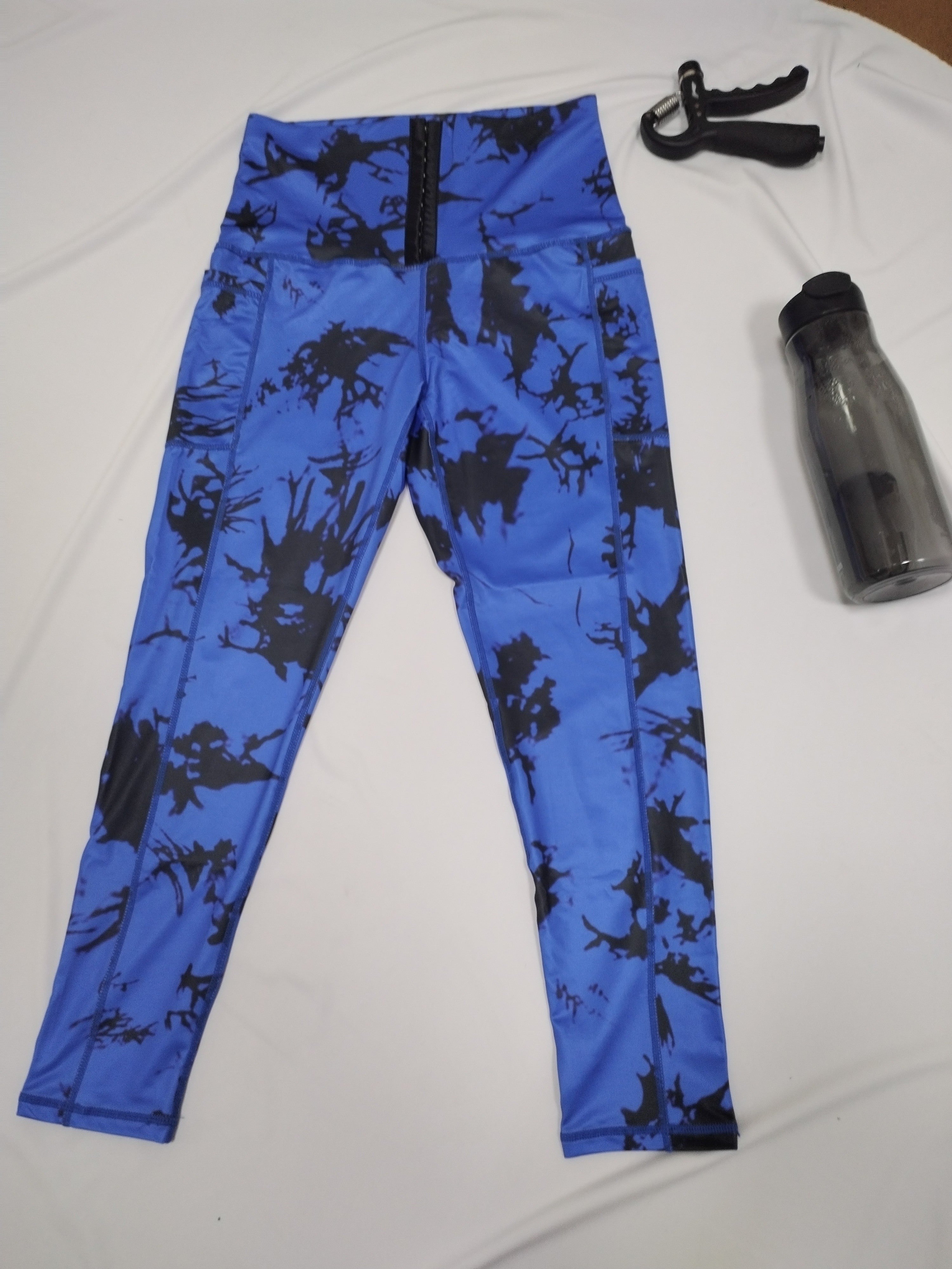 Women'S High-Waist Tie-Dye Yoga Leggings with Front Button Closure & Pockets .
