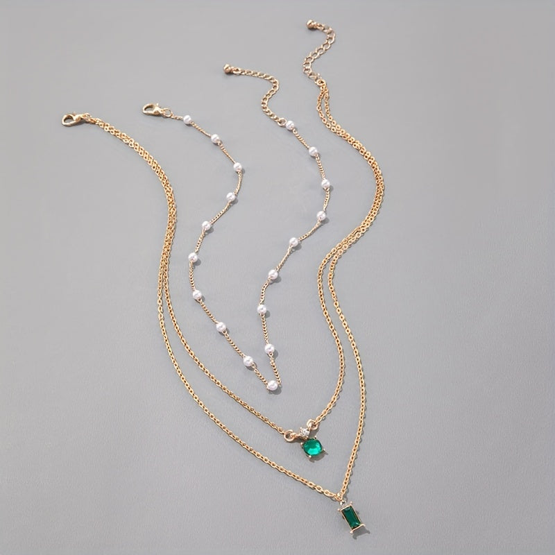 Sweater Chain Creative Retro Imitation Emerald Faux Pearl Chain.