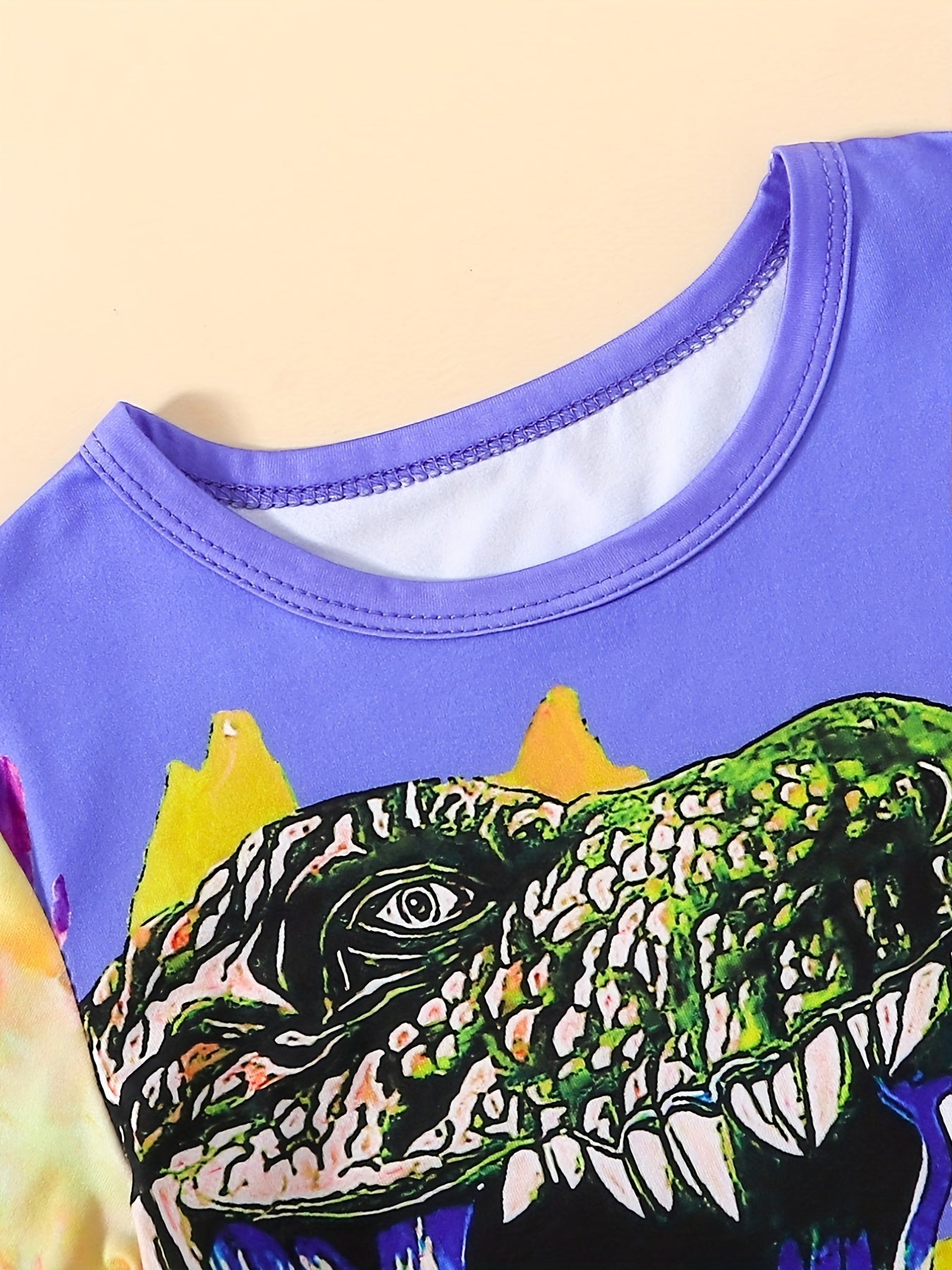 Boys Dinosaur Casual Outfit Round Neck T-shirt.