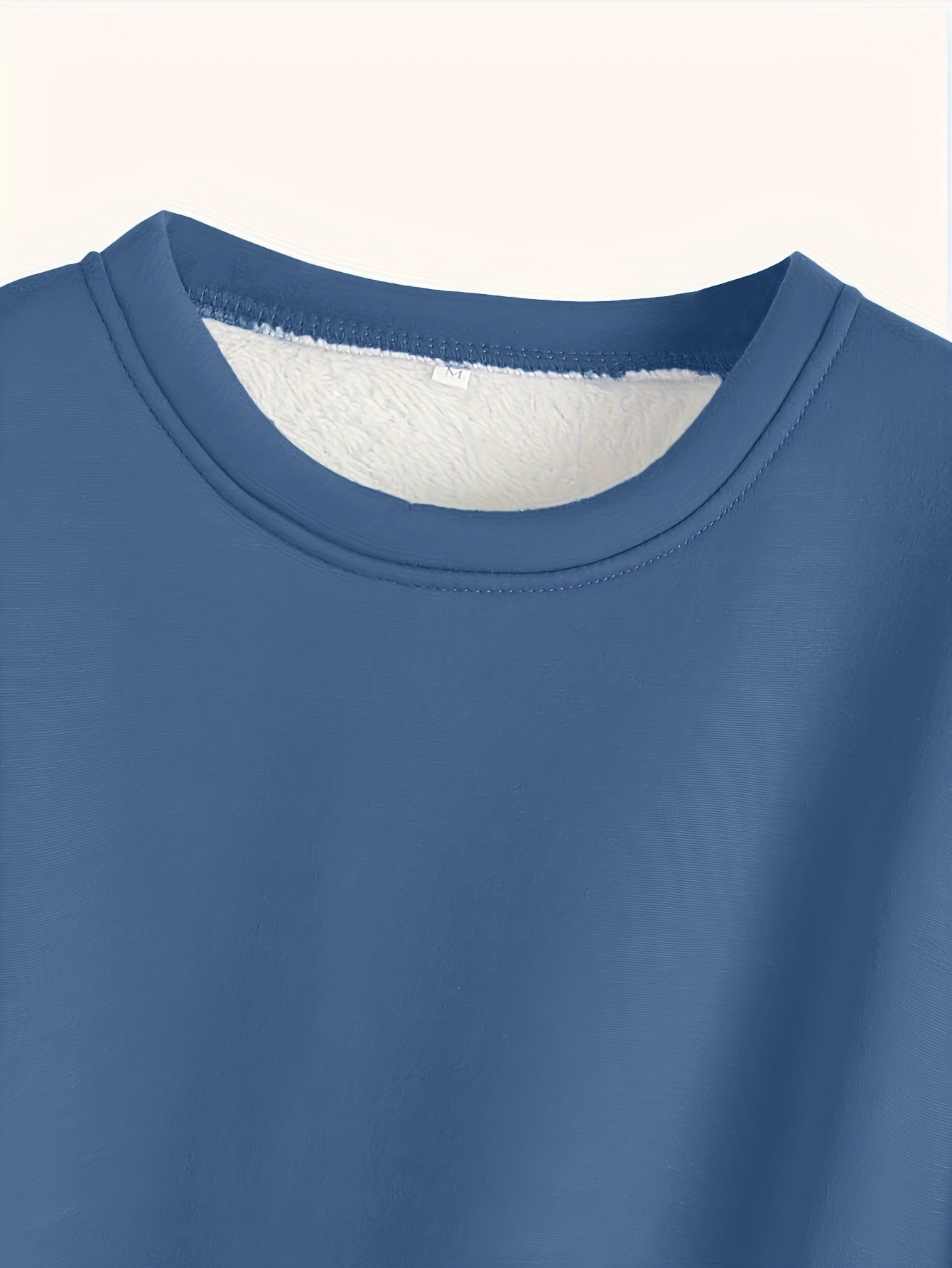 Cozy Fleece-Lined Women's Clothing Set