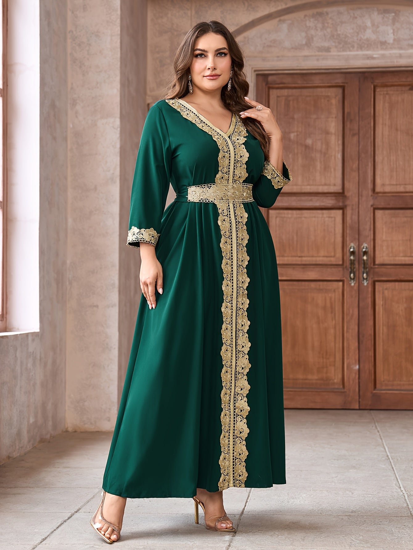 Plus Size - Elegant Emerald Green Traditional Muslim Dress -./MH