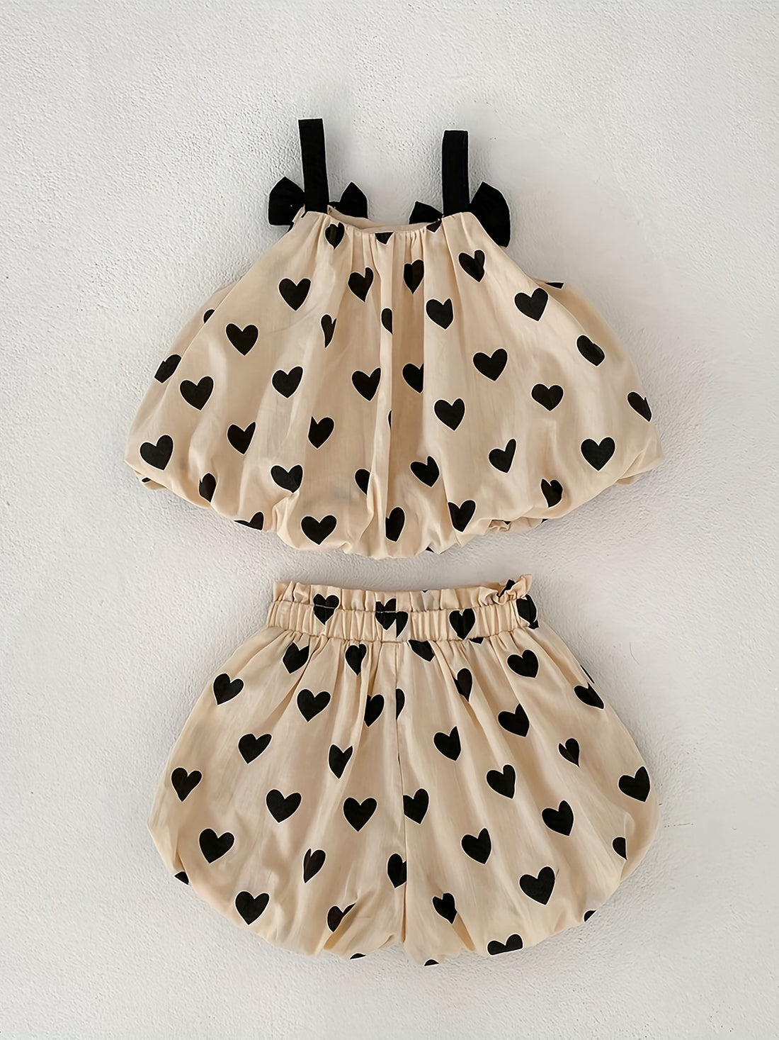 Baby Cotton Sleeveless Bowknot Decor Cami Top+Apricot Love Print Shorts 2pcs Set For Toddler Girls