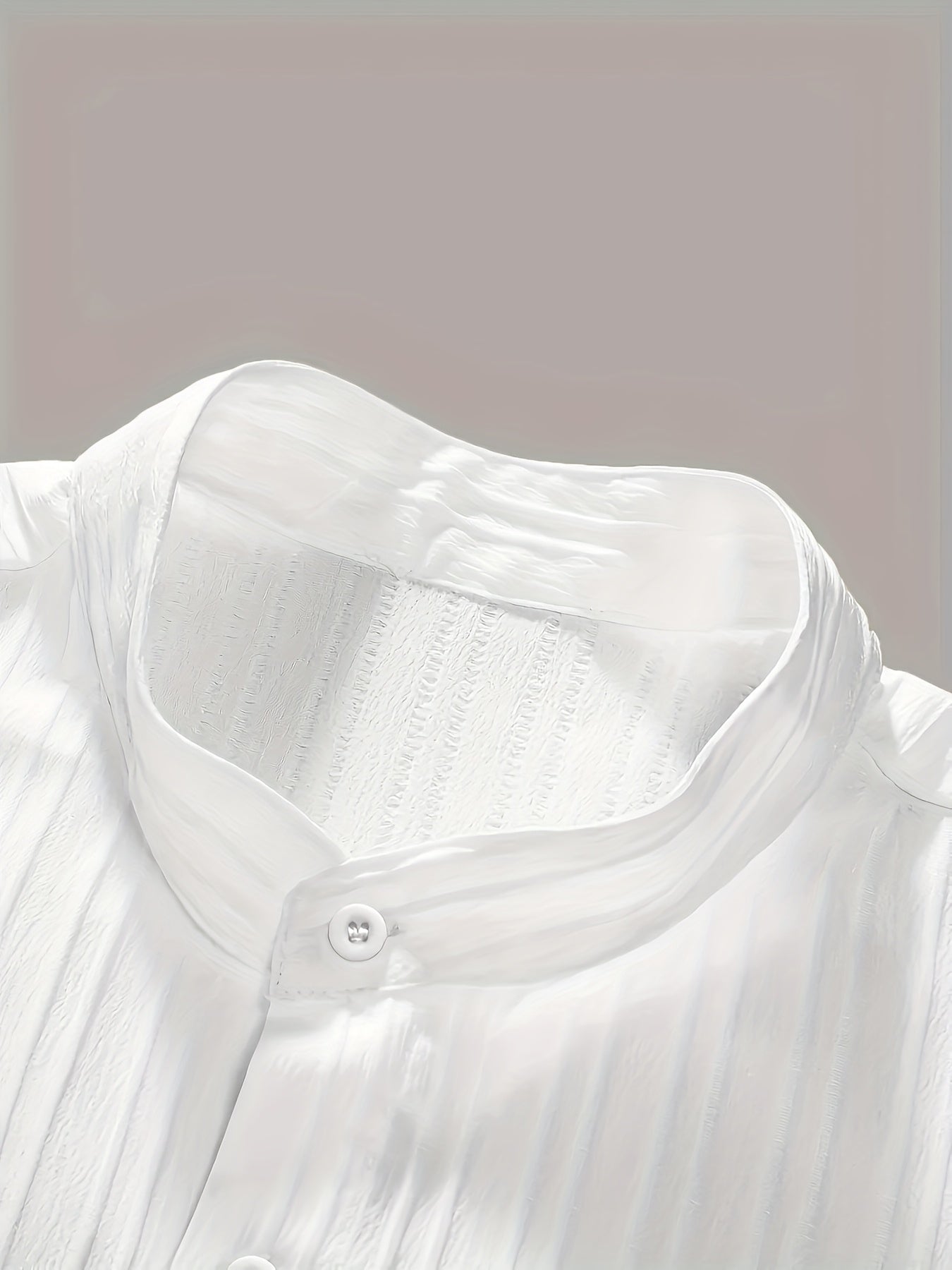 Men's 3pcs Casual Short Sleeve Button-Up Shirts Set .