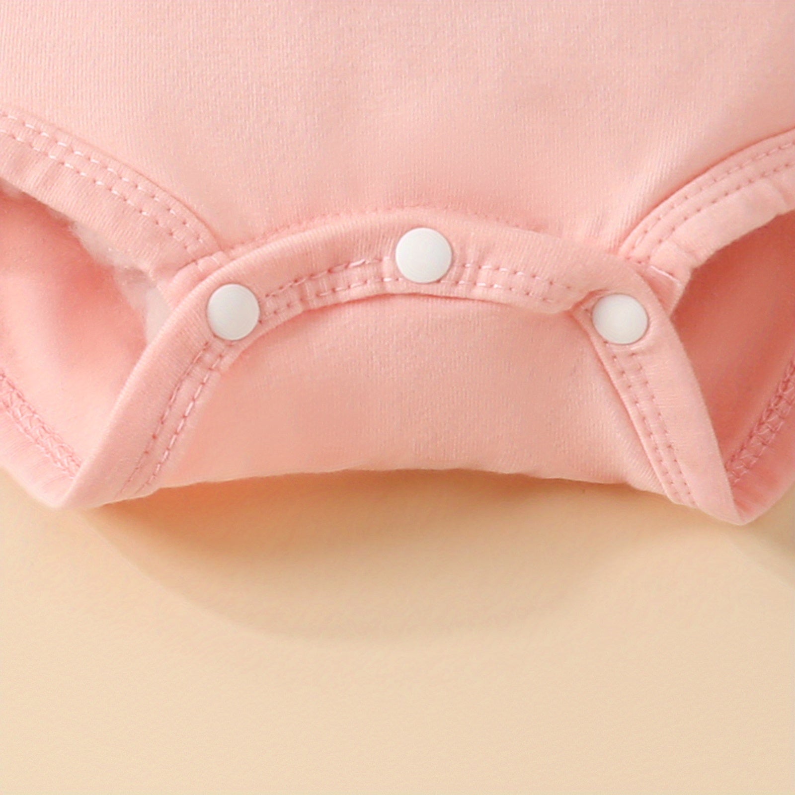 3pcs Short Sleeve & Shorts Set for Newborns - "I'm Daddy's Girl"