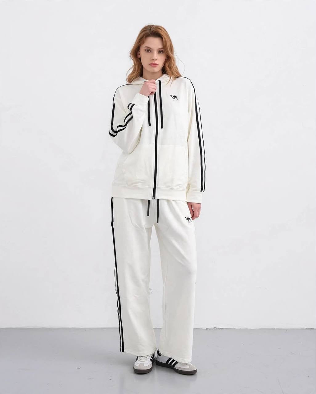 Outline Women’s Tracksuit Set | MH Edition