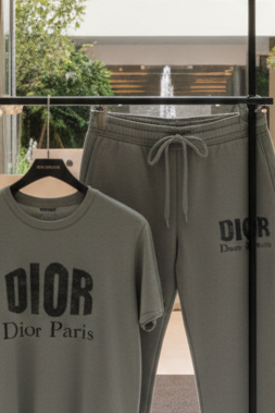 Men’s Casual Two-Piece Tracksuit with Logo Detail | MH Sizes (M-XXL)