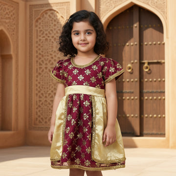 Omani Heritage Burgundy & Gold Toddler Dress - Festive Sequin Embroidery (Age 2 Years) 
Quantity 1pc
Size 2y