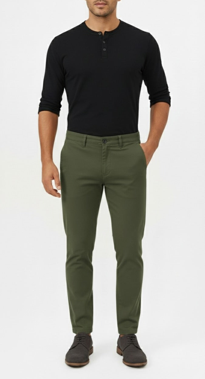 Old-Money Comfort-Fit Chino Pant | Men's