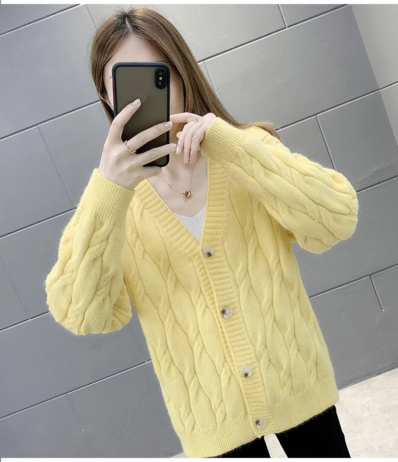 Women's Knitted Cardigan Sweater Loose Fashion .