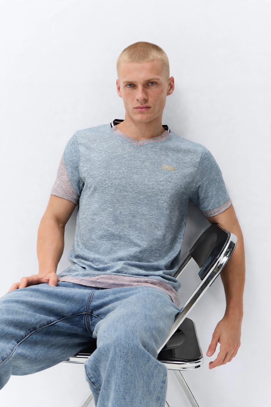 Contour V-Neck Regular Sports Cotton Tee