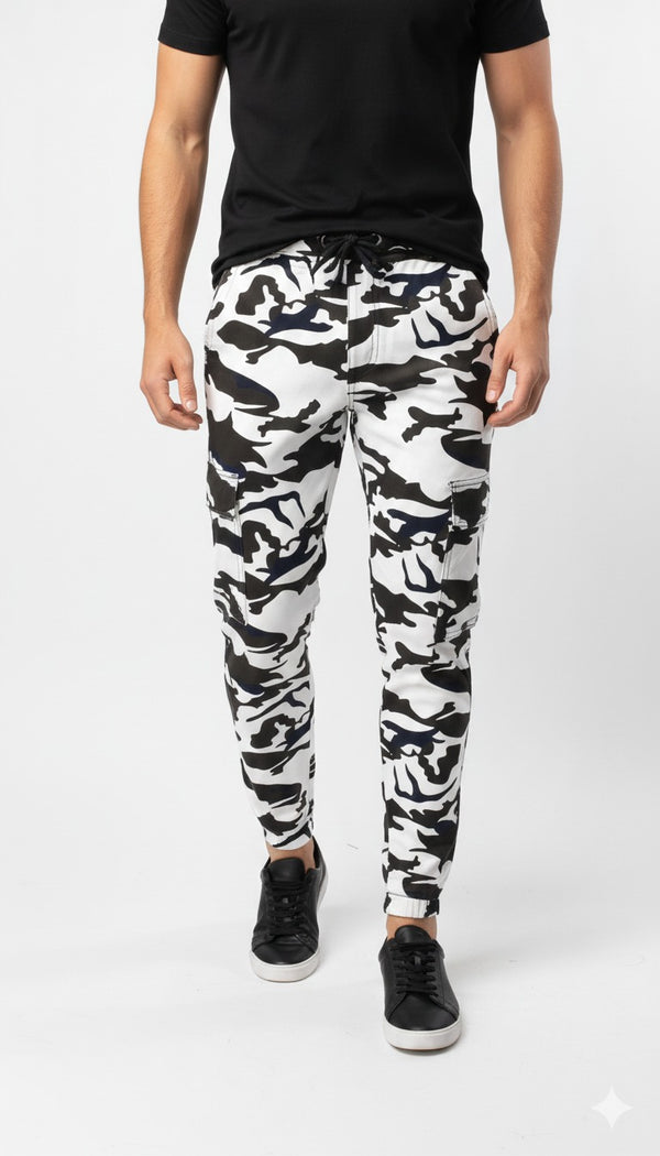 Men's Camo Cargo Joggers./MH