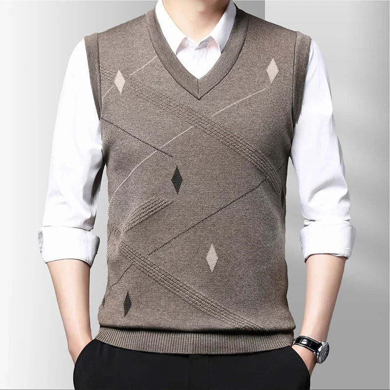 Men's Thickened Casual Sweater Tank Top Autumn and Winter Warm Men's Vest.