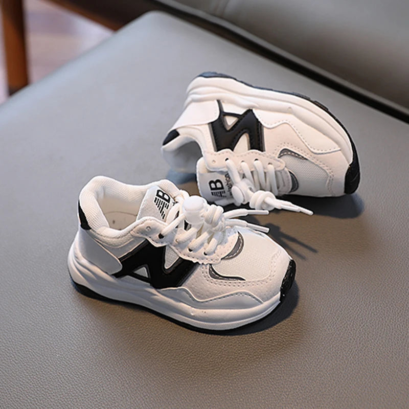 Kids Shoes for Boys Girls Soft Sneakers New Fashion Sports.