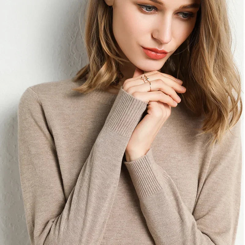 Women Slim O-Neck Pullover Cashmere Wool Blending Sweater.