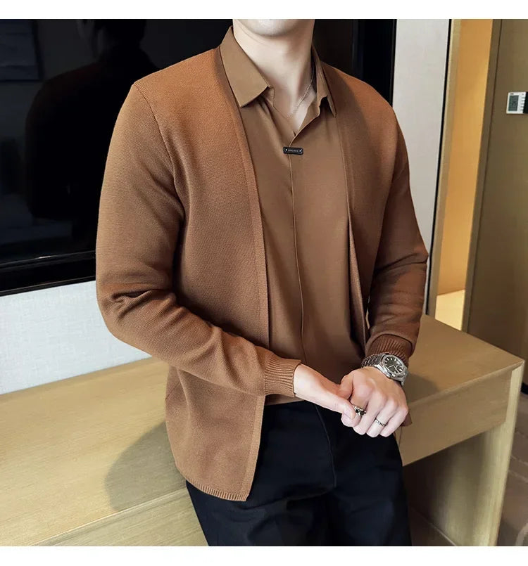 Autumn New Fake 2 Pieces Knitted Cardigan Traceless Shirt.