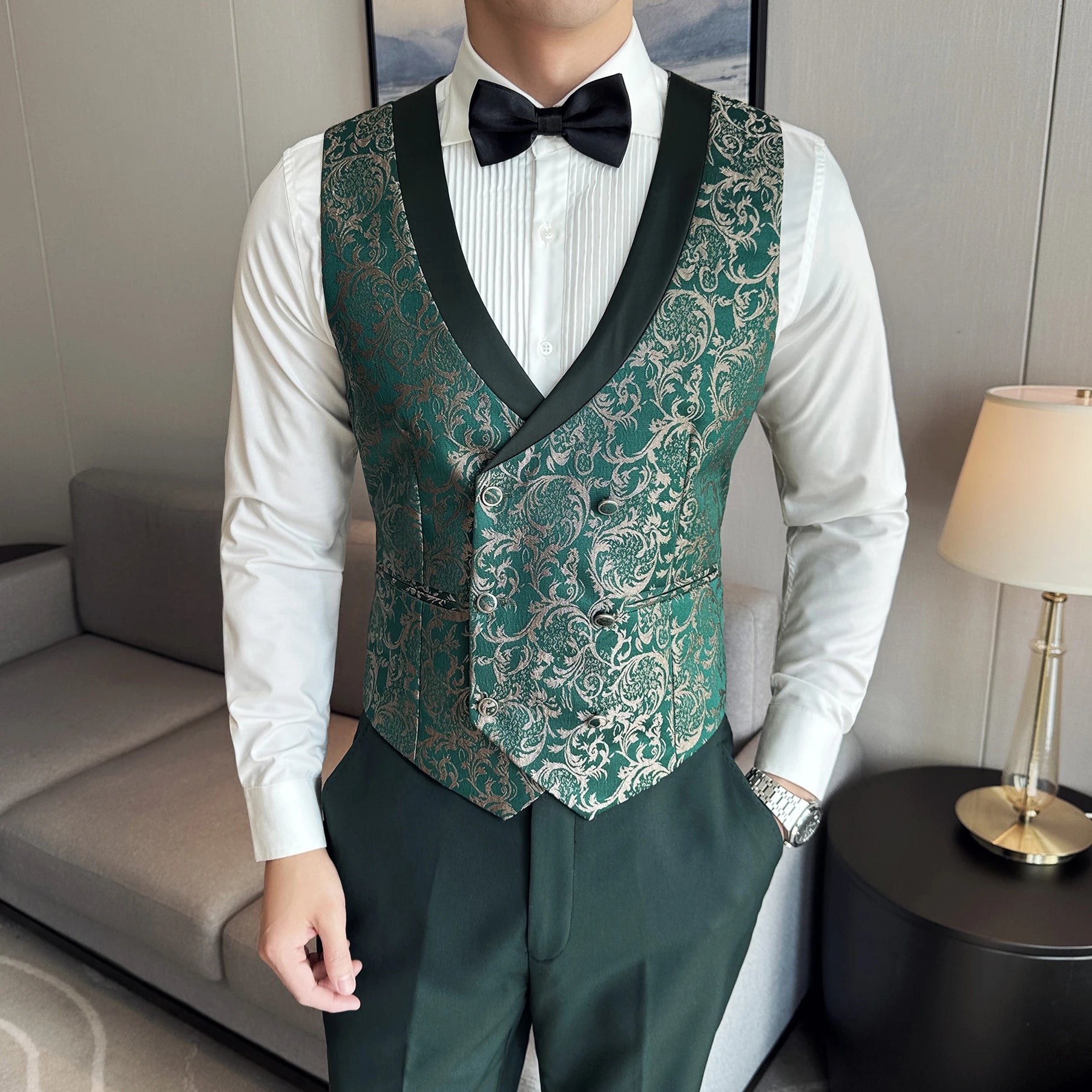 Spring  Men's British Style Business Casual Three-Piece Suit .