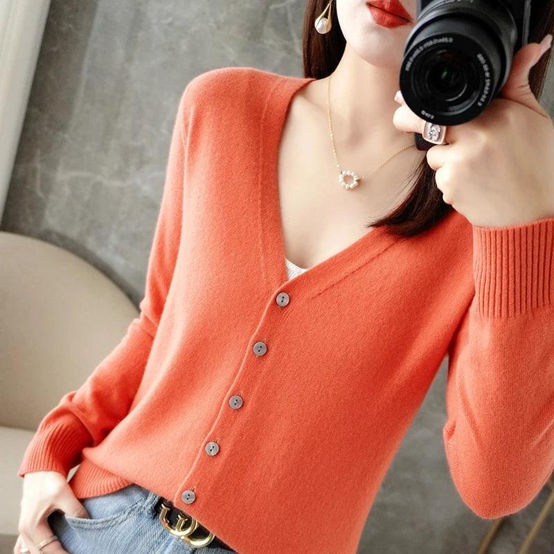 New V-Neck Temperament Small Fragrant Wind Women Loose Sweater .