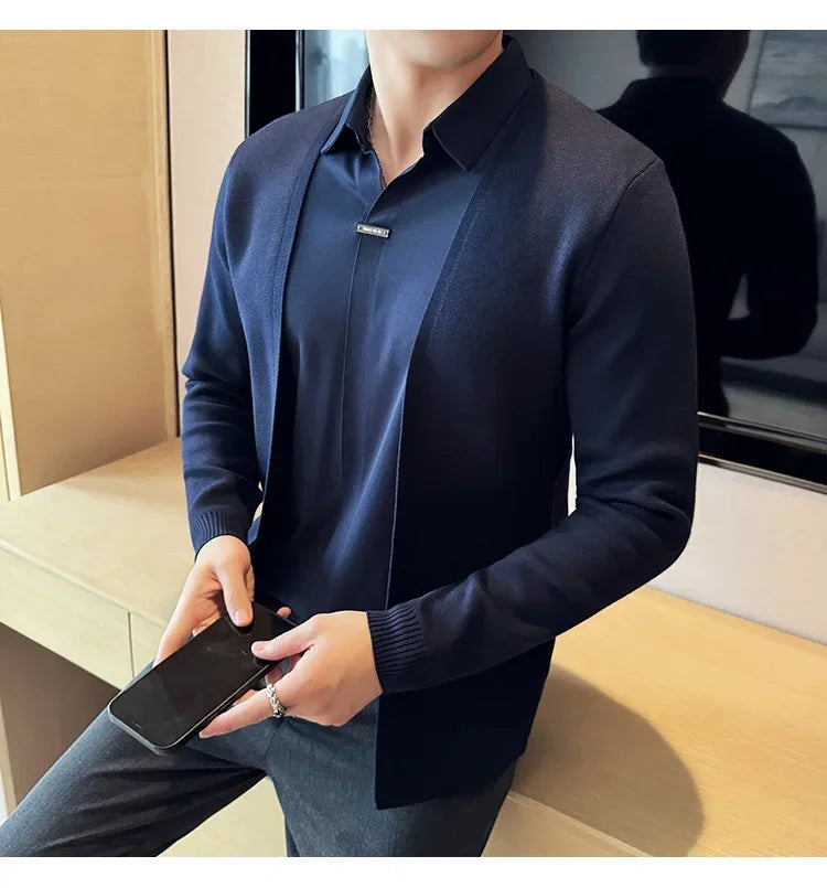 Autumn New Fake 2 Pieces Knitted Cardigan Traceless Shirt.