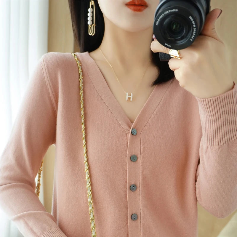 Cashmere Knit Cardigan V-Neck Solid Color Fashion High-Grade Comfortable.