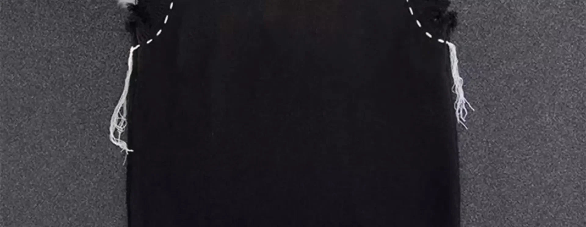 2023 Autumn New Men's Fringe Vest Sweater American Style Street Destructive Sense Round Neck Knitted Top Jacket Casual Scene