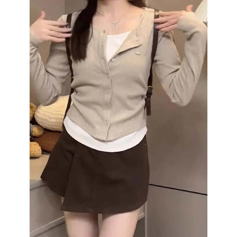 Plus Size Casual Retro Long Sleeves Knitting T-Shirt Women's Spring Fake Two-Piece Shoulder T-shirt Chubby Girl Slim Fit Slim...