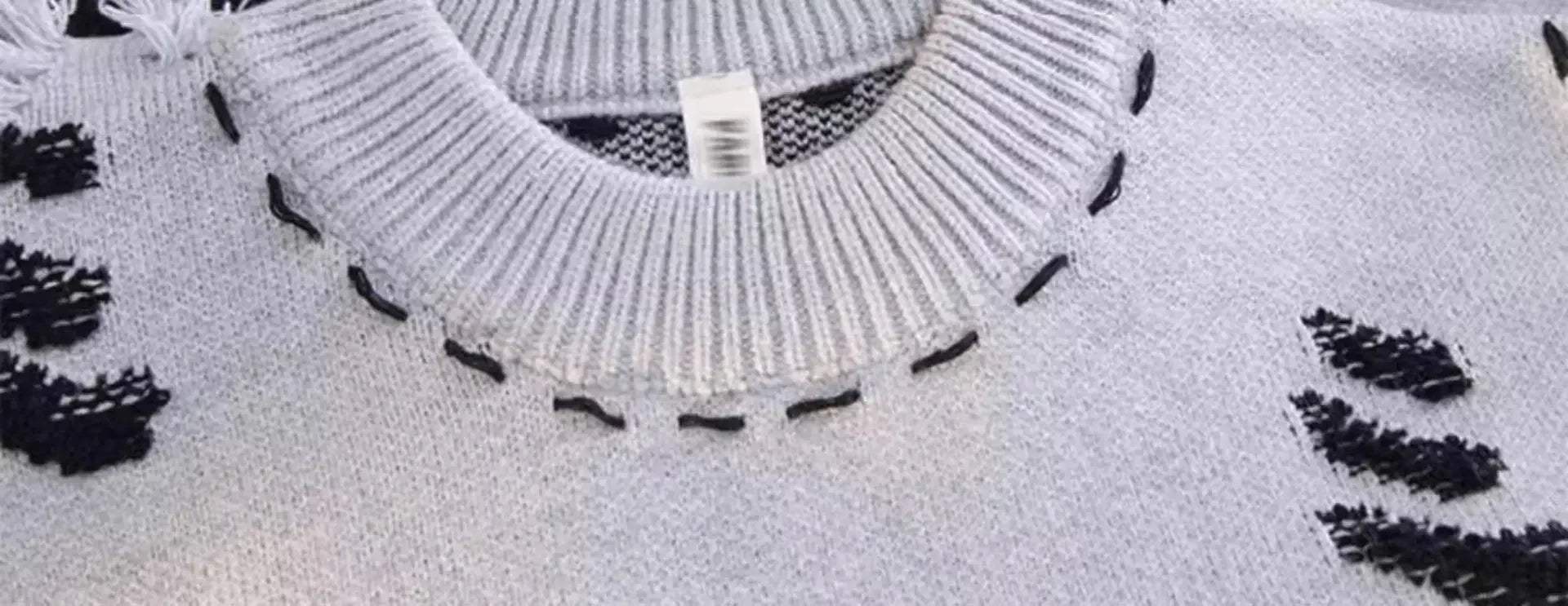 2023 Autumn New Men's Fringe Vest Sweater American Style Street Destructive Sense Round Neck Knitted Top Jacket Casual Scene