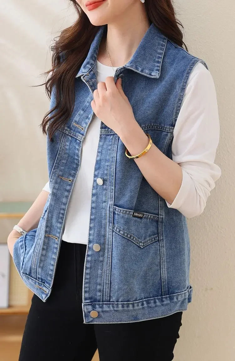 Casual Denim Vest for Women in Spring and Autumn .