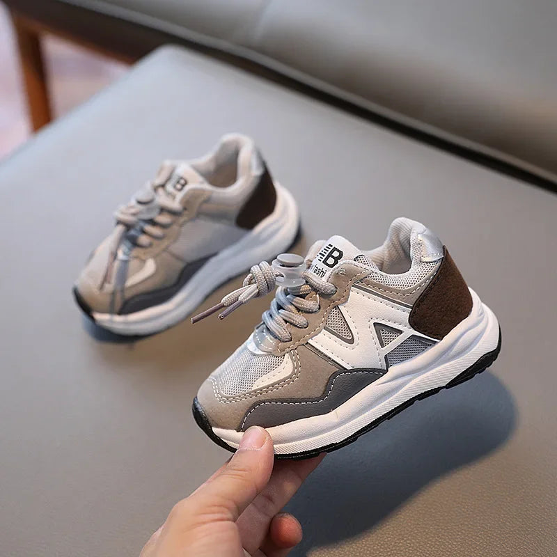 Kids Shoes for Boys Girls Soft Sneakers New .