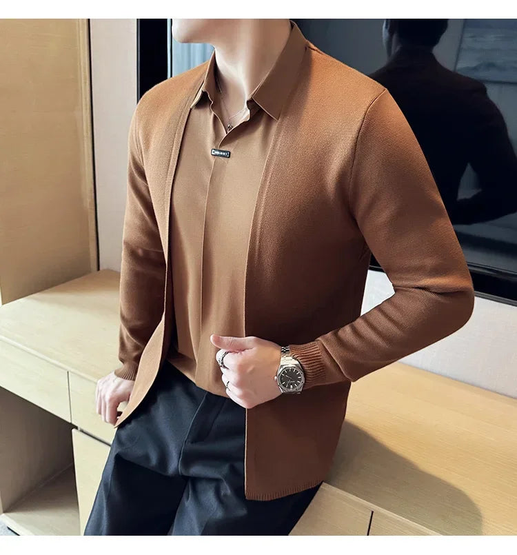 Autumn New Fake 2 Pieces Knitted Cardigan Traceless Shirt.