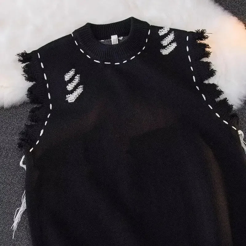 2023 Autumn New Men's Fringe Vest Sweater American Style Street Destructive Sense Round Neck Knitted Top Jacket Casual Scene