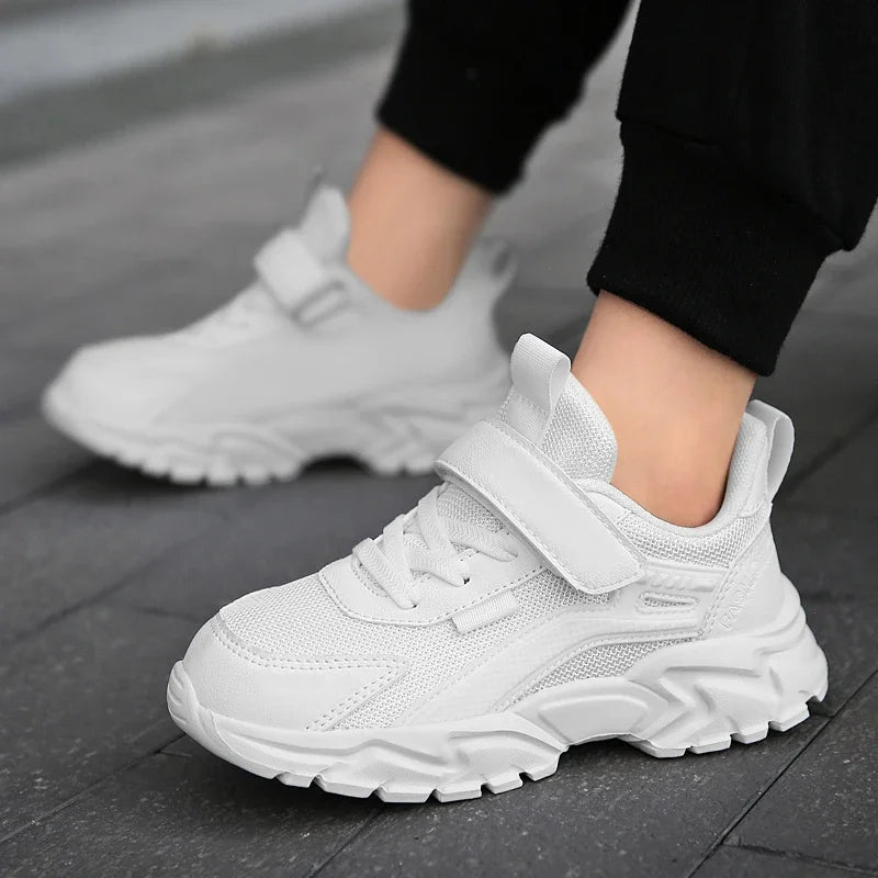 NEW Kid Sneakers Sport Shoes for Boys .