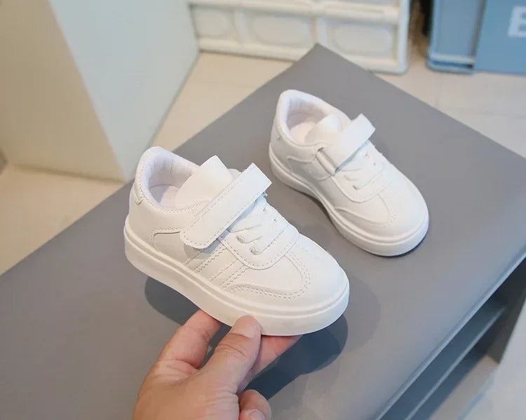 Kids Sports Shoes for School Boys Girls White Shoes.