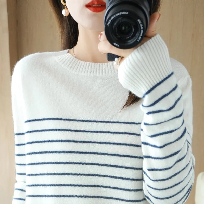 100% Cotton Knitted Sweater Women's Sweater .