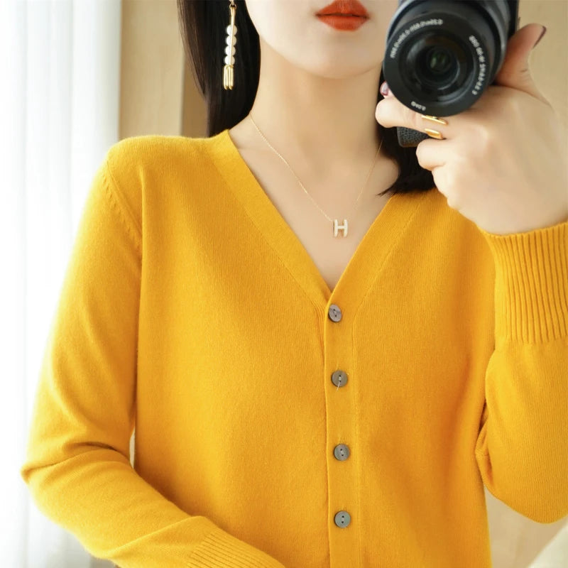 Cashmere Knit Cardigan V-Neck Solid Color Fashion High-Grade Comfortable.