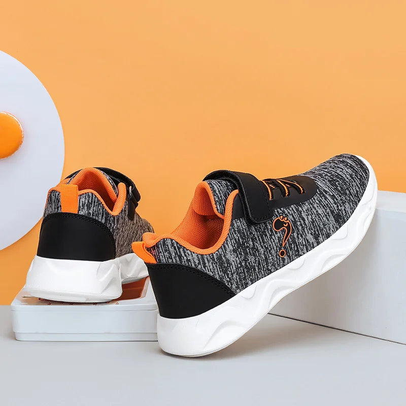 Kids Sports Shoes Children Anti-skid Running Shoes for Boys.