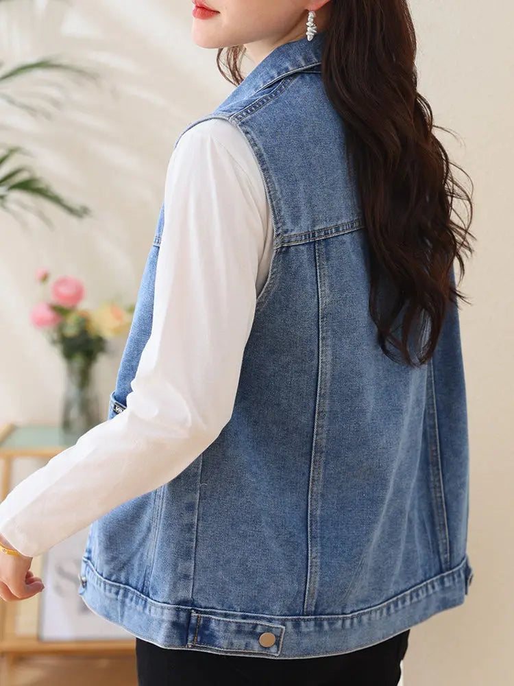 Casual Denim Vest for Women in Spring and Autumn .
