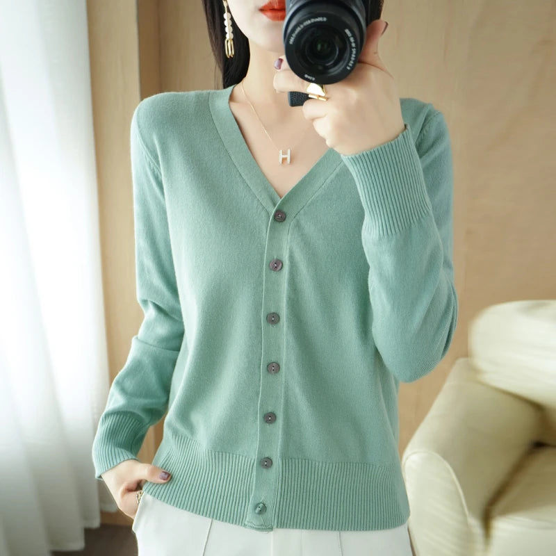 Cashmere Knit Cardigan V-Neck Solid Color Fashion High-Grade Comfortable.