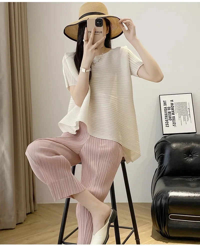 Miyake style pleated tops for women 2024 summer new high-end loose large size stretch fabric clothes temperament T-shirt