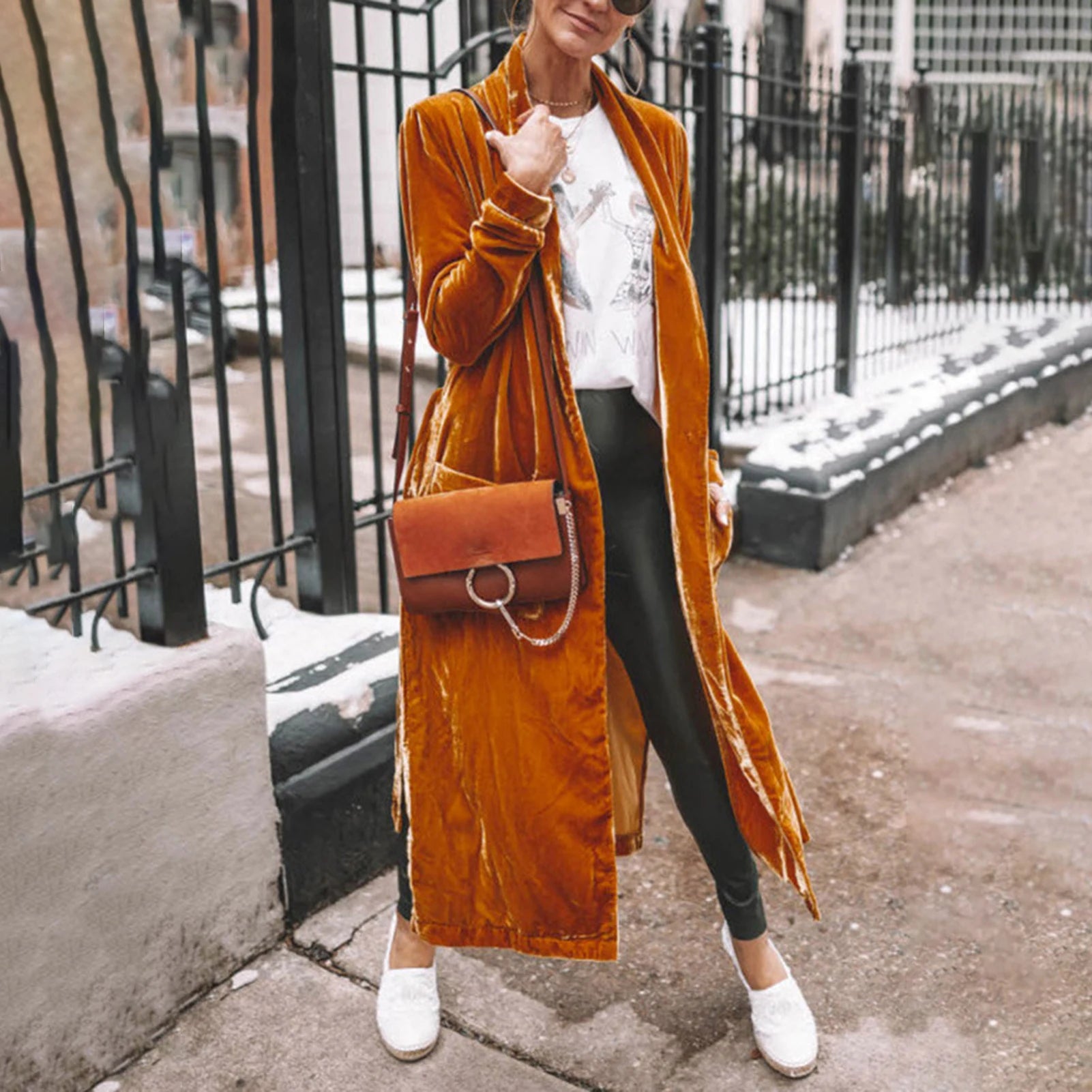 Stylish Women Coat Warm Fashion Golden Velvet Small Suit Jacket .