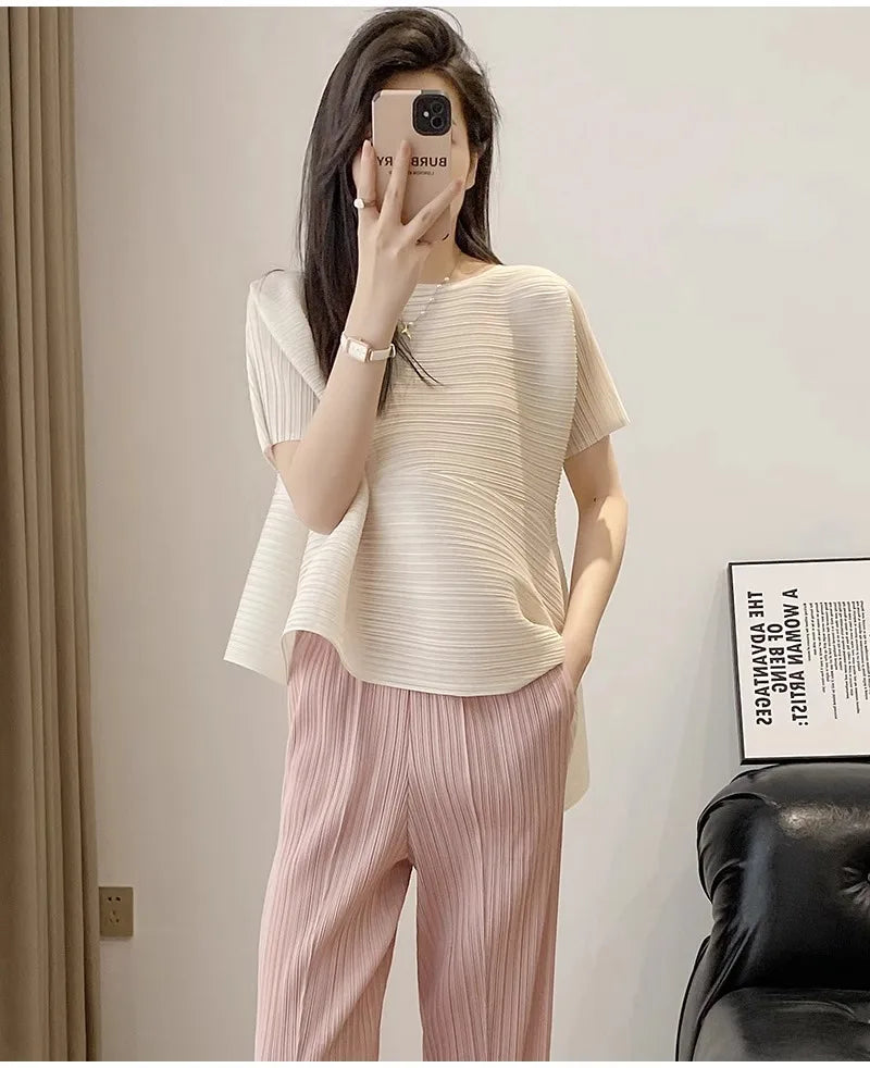 Miyake style pleated tops for women 2024 summer new high-end loose large size stretch fabric clothes temperament T-shirt