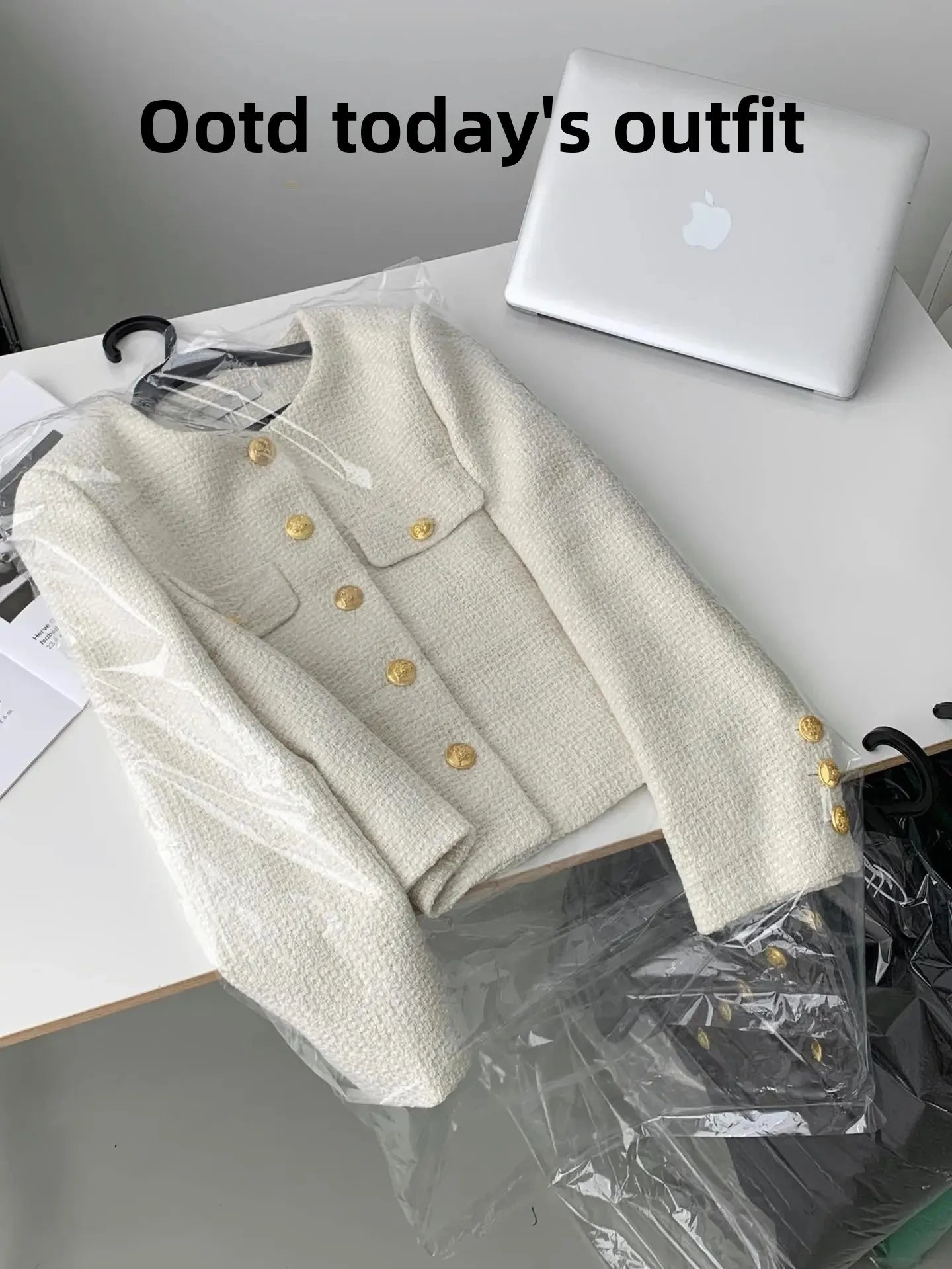 Fall Thickened Short Coat Women's Winter Hot Sale .
