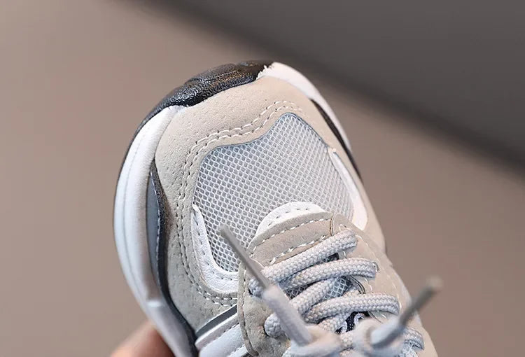 Kids Shoes for Boys Girls Soft Sneakers New .