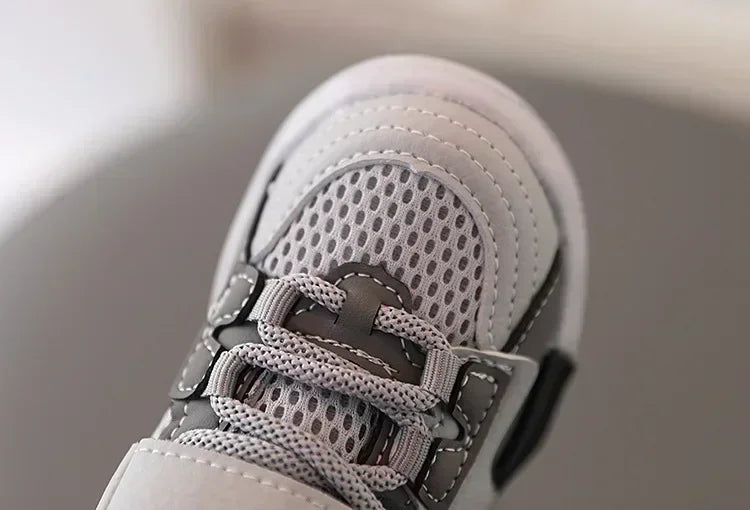 Kids Sports Shoes New Boy' Soft Sole Antiskid Shoes 1-3Year Old .